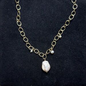 Spartina 449 Gold Link Necklace with White Baroque Pearl